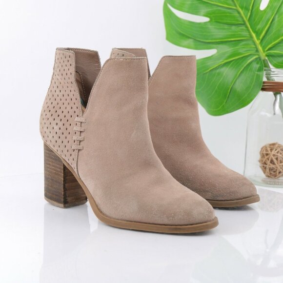 Steve Madden Shoes - Steve Madden Womens Shepp Boot Size 8 Taupe Tan Suede Notch Block Heel Bootie